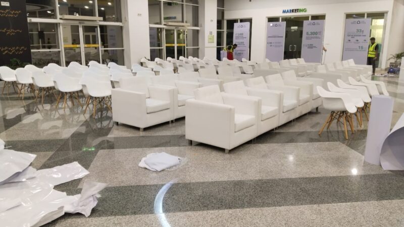 Single Seater Sofa and Tulip Arm Chair for rent in Dubai, Abu Dhabi and UAE