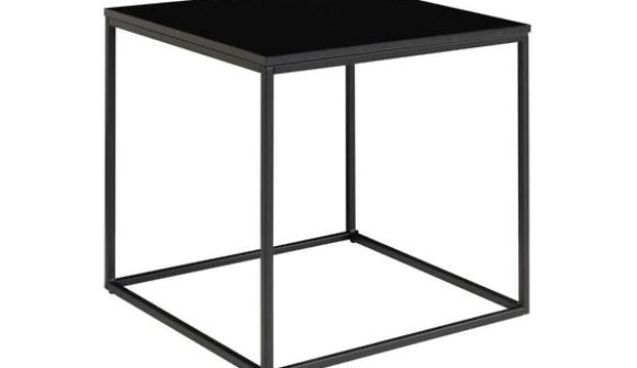 Dark-Black-Wire-Coffee-Table-for-rent-in-Dubai-1.jpeg